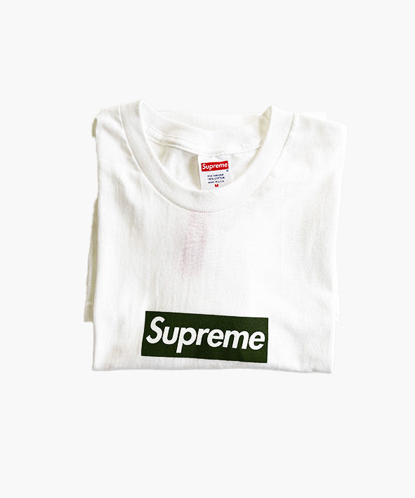 Supreme mo outlet wax box logo